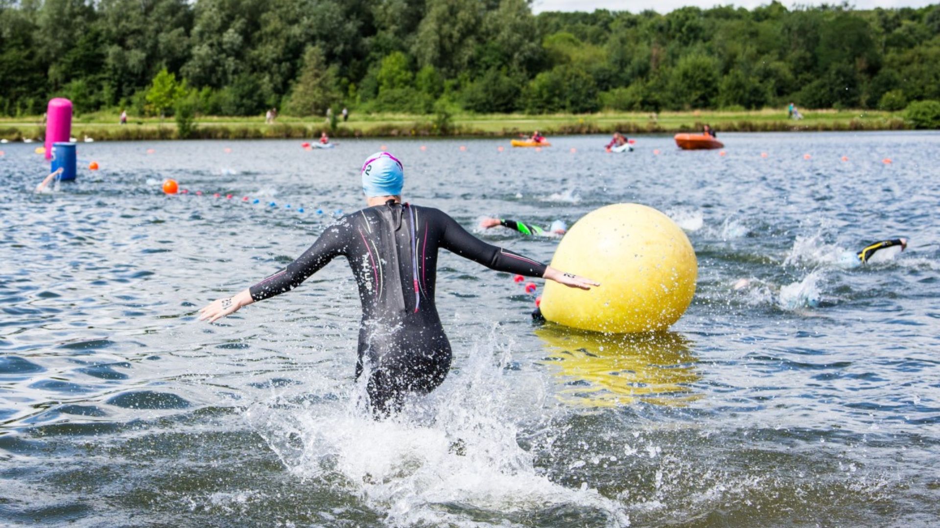 How to Participate in Open Water Swimming with a Club